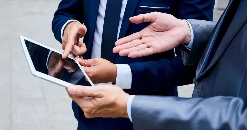 California lemon law attorney explaining lemon law case to client